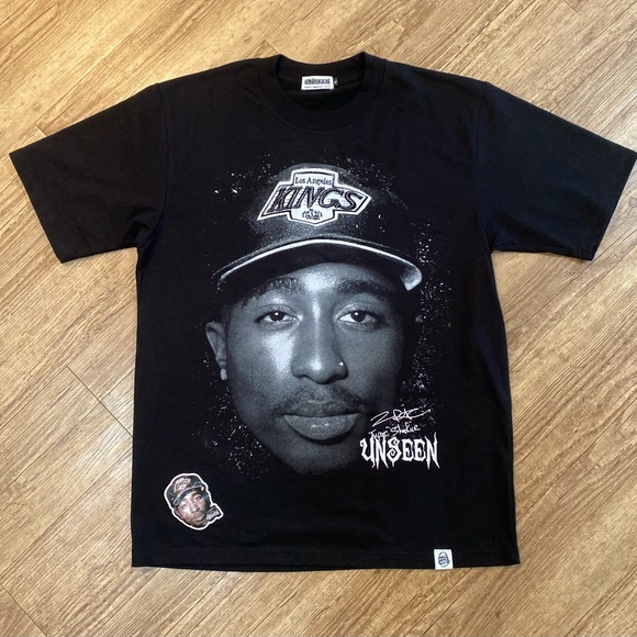 Graphics tshirt…. 
For more design follow us on instagram.

@Street.labb - Picture 2 of 3